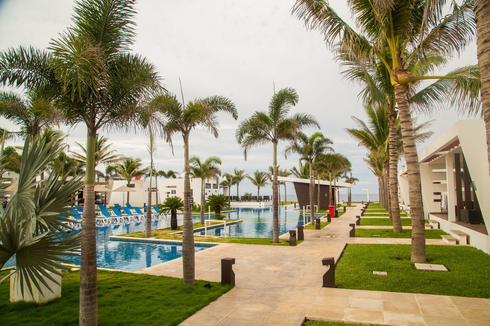 Hotel El Faro มอนเตริโก ภายนอก รูปภาพ